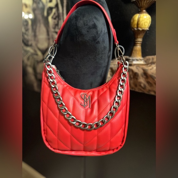 ❤️NWT-Steve Madden Quilted Leather Chain
Strap Chevy Red Shoulder Bag Purse❤️ - Picture 3 of 9